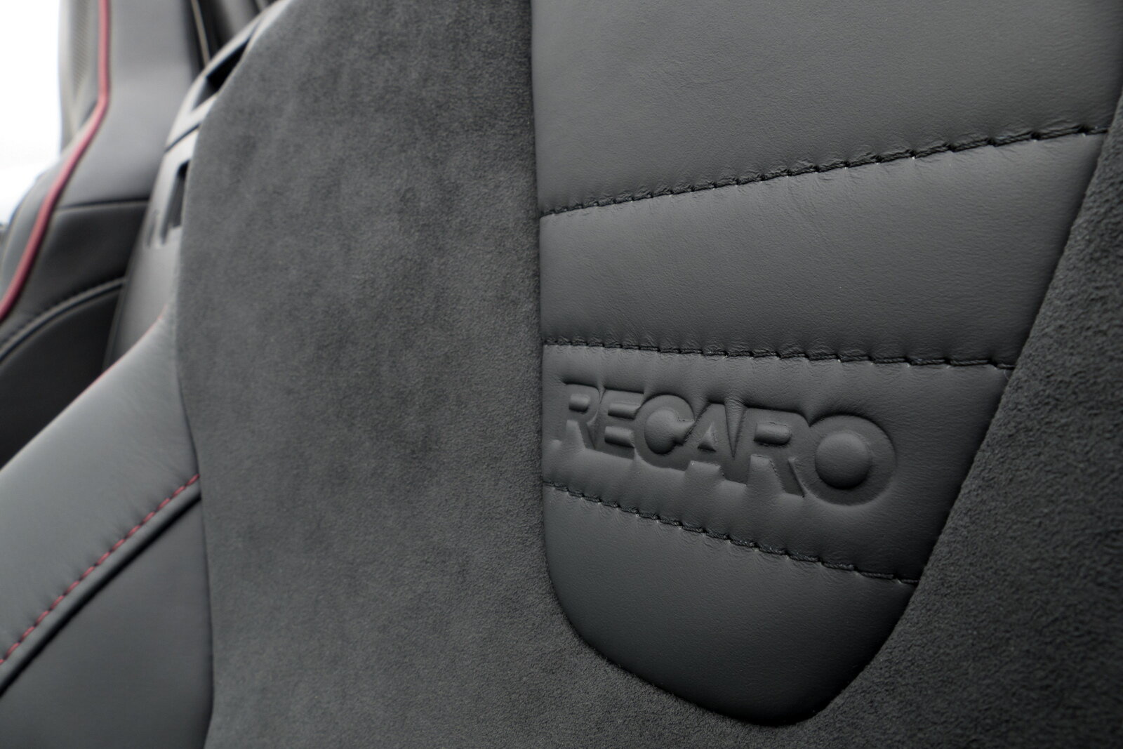 up-noleggio-recaro-sedile