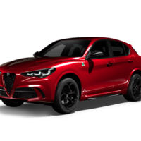 up-noleggio-auto-alfa-romeo-stelvio-quadrifoglio