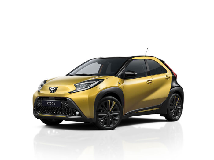 UP-NOLEGGIO-AUTO-TOYOTA-AYGO-X-HYBRID
